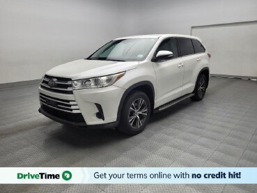 2018 Toyota Highlander in Tyler, TX 75701
