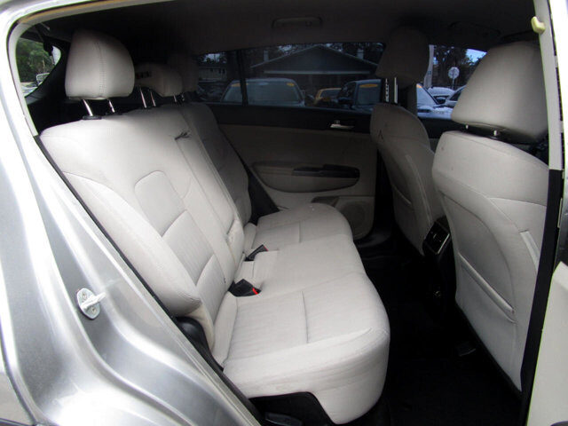 2020 Kia Sportage in Tampa, FL 33604-6914 - 2445684 9