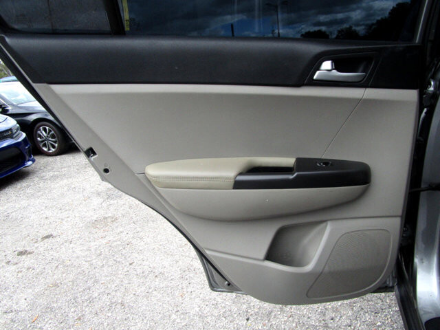 2020 Kia Sportage in Tampa, FL 33604-6914 - 2445684 17