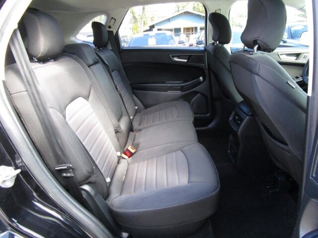 2017 Ford Edge in Tampa, FL 33604-6914 - 2445686 9