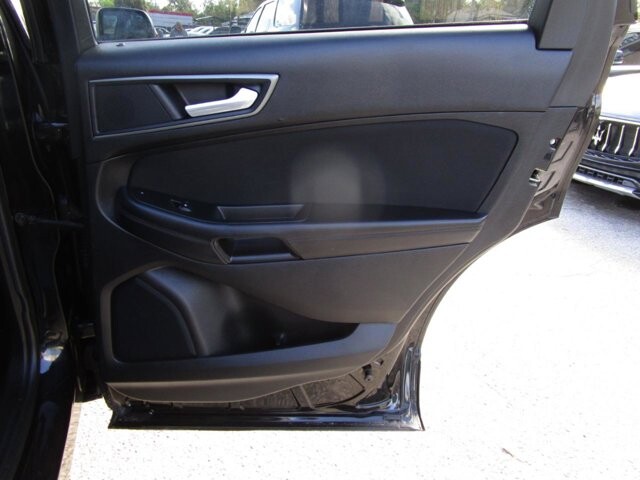 2017 Ford Edge in Tampa, FL 33604-6914 - 2445686 18