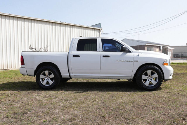 2012 RAM 1500 in San Antonio, TX 78228 - 2446335 8