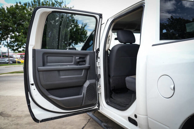 2012 RAM 1500 in San Antonio, TX 78228 - 2446335 36