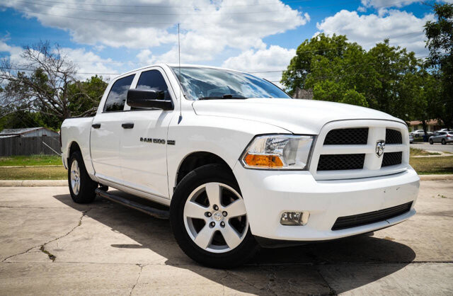 2012 RAM 1500 in San Antonio, TX 78228 - 2446335 26