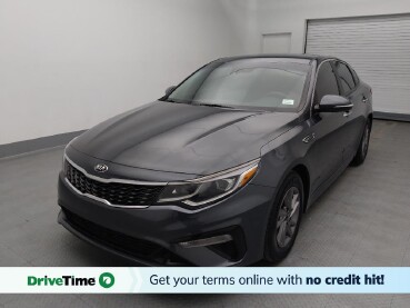 2020 Kia Optima in Gladstone, MO 64118