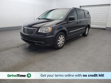 2015 Chrysler Town & Country in Glen Burnie, MD 21061