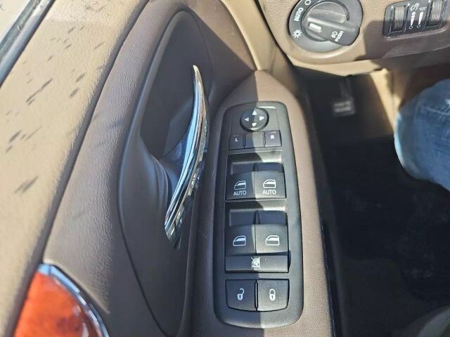 2015 Chrysler Town & Country in Wadena, MN 56482 - 2449072 17