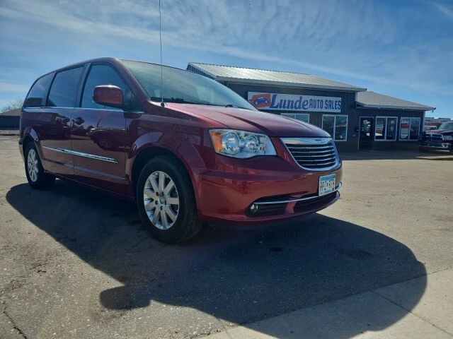 2015 Chrysler Town & Country in Wadena, MN 56482 - 2449072 39