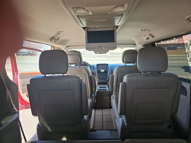 2015 Chrysler Town & Country in Wadena, MN 56482 - 2449072 27