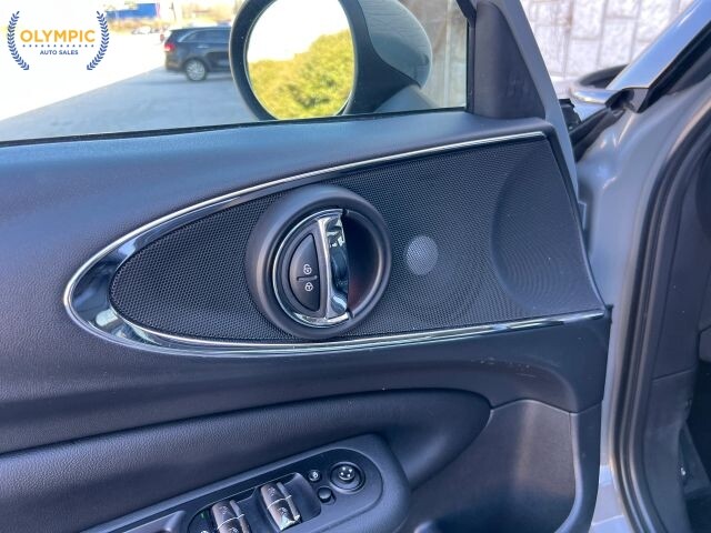 2017 MINI Cooper Clubman in Decatur, GA 30032 - 2449613 35