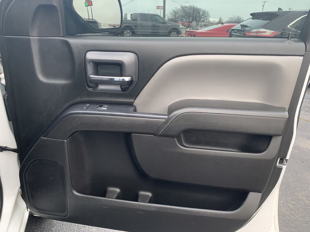 2015 Chevrolet Silverado 1500 in Sherman, TX 75090 - 2450005 6