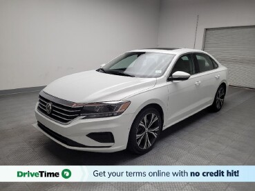 2020 Volkswagen Passat in Van Nuys, CA 91411