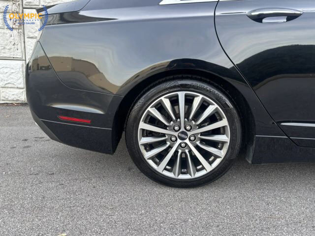2017 Lincoln MKZ in Decatur, GA 30032 - 2451104 10