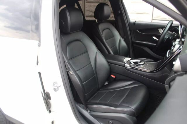 2017 Mercedes-Benz GLC 300 in Decatur, GA 30032 - 2451121 78