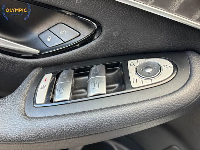 2017 Mercedes-Benz GLC 300 in Decatur, GA 30032 - 2451121 32