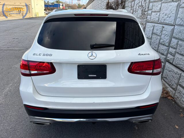 2017 Mercedes-Benz GLC 300 in Decatur, GA 30032 - 2451121 5
