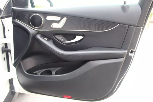 2017 Mercedes-Benz GLC 300 in Decatur, GA 30032 - 2451121 83