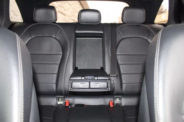 2017 Mercedes-Benz GLC 300 in Decatur, GA 30032 - 2451121 81