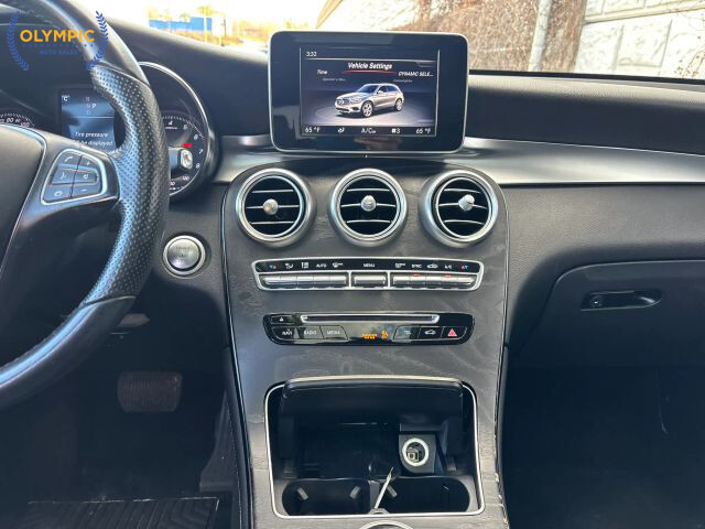 2017 Mercedes-Benz GLC 300 in Decatur, GA 30032 - 2451121 26
