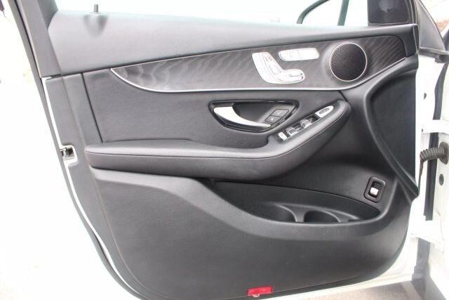 2017 Mercedes-Benz GLC 300 in Decatur, GA 30032 - 2451121 82