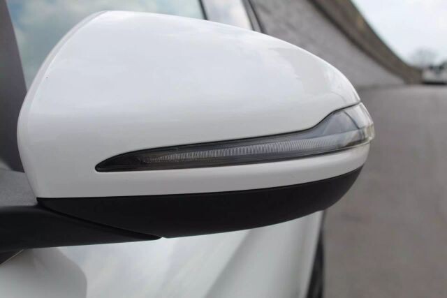 2017 Mercedes-Benz GLC 300 in Decatur, GA 30032 - 2451121 90