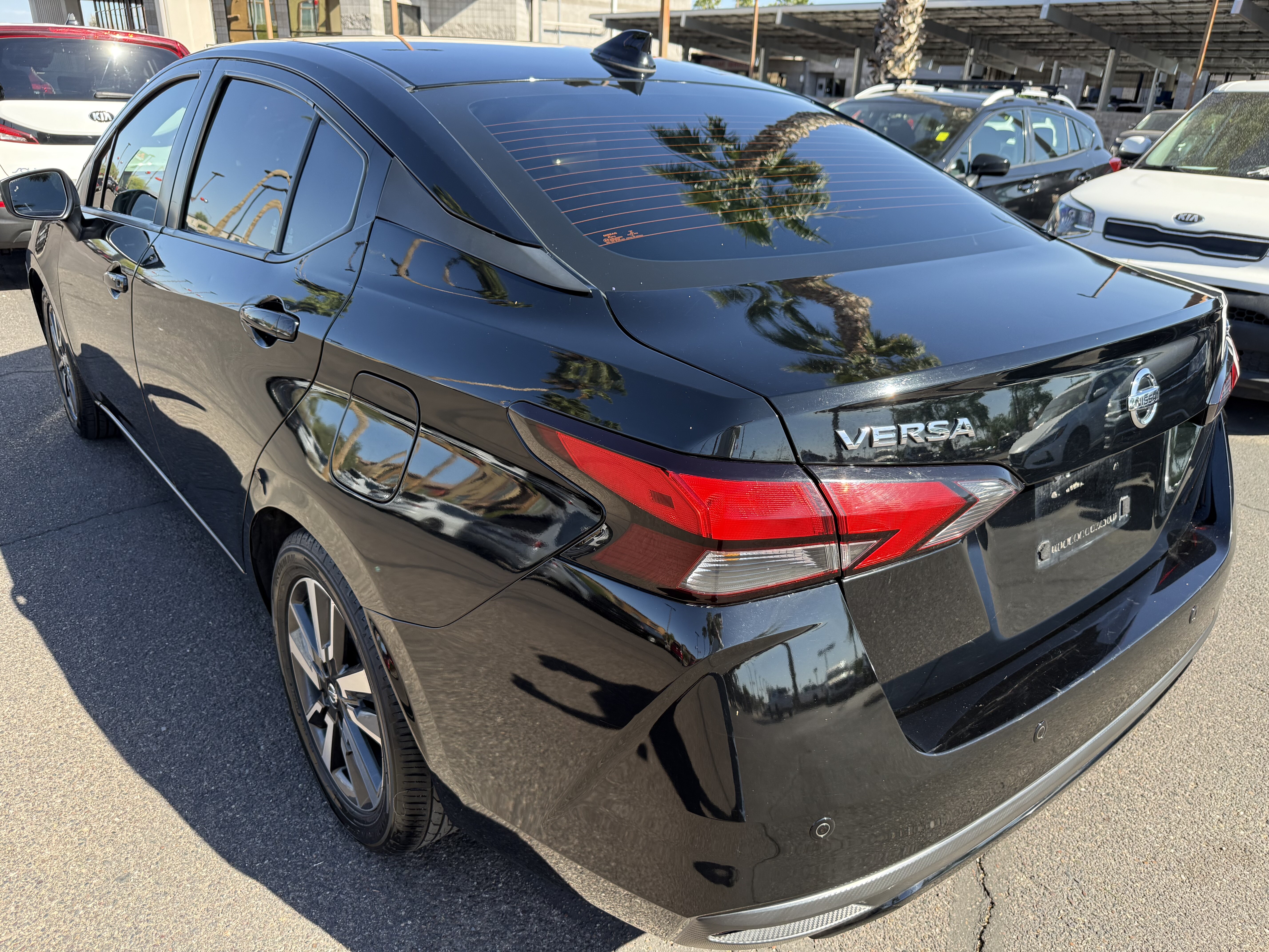 2021 Nissan Versa in Phoenix, AZ 85022 - 2451385 6