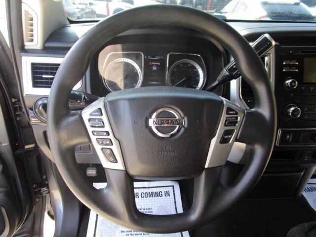 2017 Nissan Titan in Tampa, FL 33604-6914 - 2451388 4