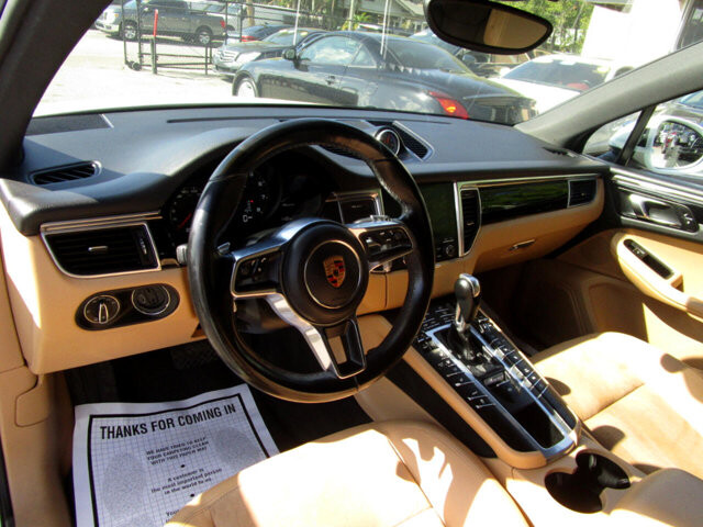 2018 Porsche Macan in Tampa, FL 33604-6914 - 2451390 13