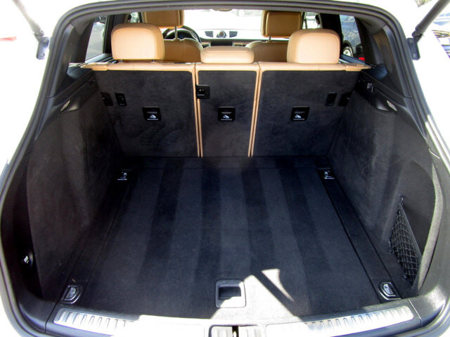 2018 Porsche Macan in Tampa, FL 33604-6914 - 2451390 24