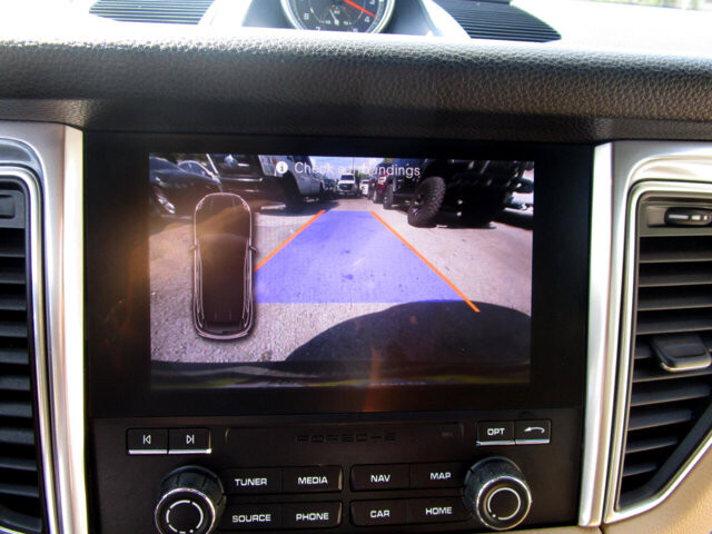 2018 Porsche Macan in Tampa, FL 33604-6914 - 2451390 6