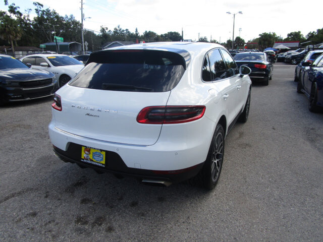 2018 Porsche Macan in Tampa, FL 33604-6914 - 2451390 36