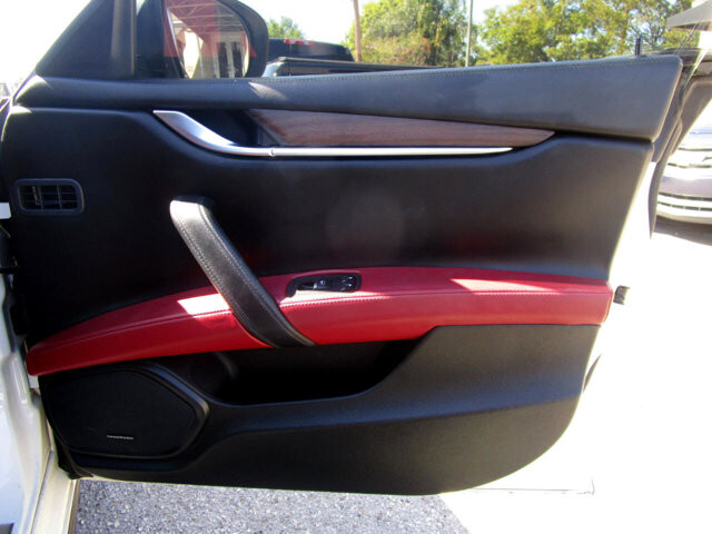 2017 Maserati Ghibli in Tampa, FL 33604-6914 - 2451395 18