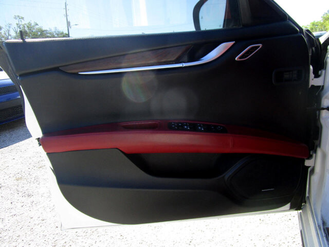 2017 Maserati Ghibli in Tampa, FL 33604-6914 - 2451395 17