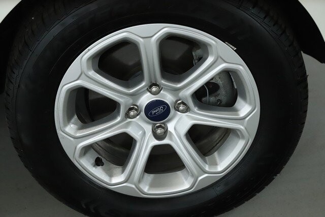 2020 Ford EcoSport in Bedford, OH 44146 - 2452198 10