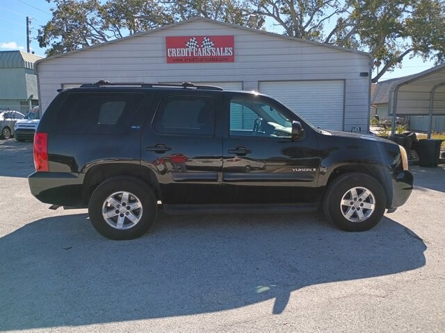 2009 GMC Yukon in Hudson, FL 34669 - 2452228