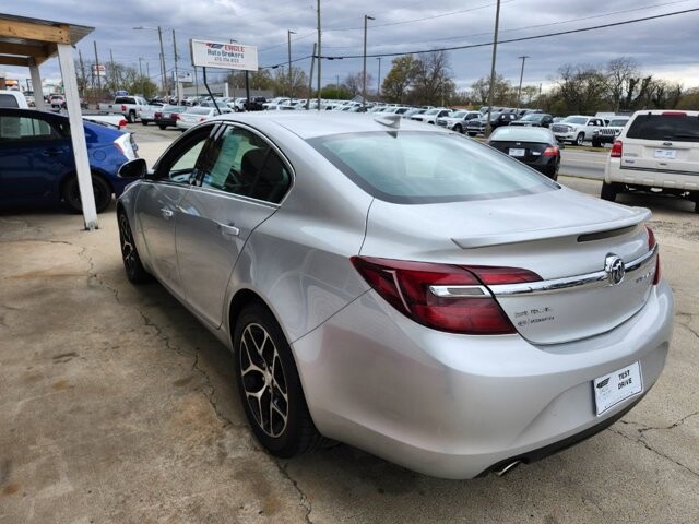 2017 Buick Regal in Cartersville, GA 30120 - 2453080 3