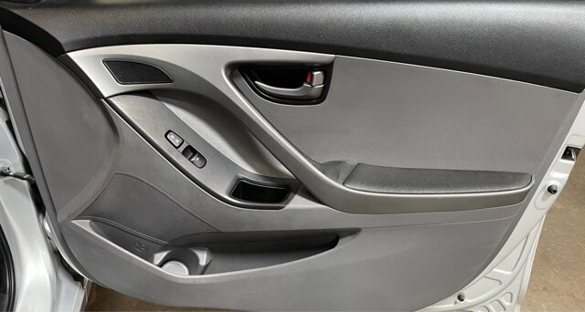 2015 Hyundai Elantra in Conyers, GA 30094 - 2453086 16