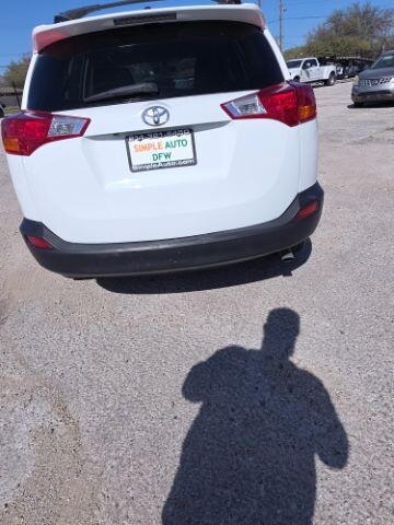 2015 Toyota RAV4 in Dallas, TX 75228 - 2453100 23