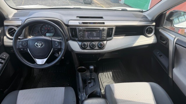 2015 Toyota RAV4 in Dallas, TX 75228 - 2453100 14