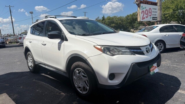 2015 Toyota RAV4 in Dallas, TX 75228 - 2453100 3