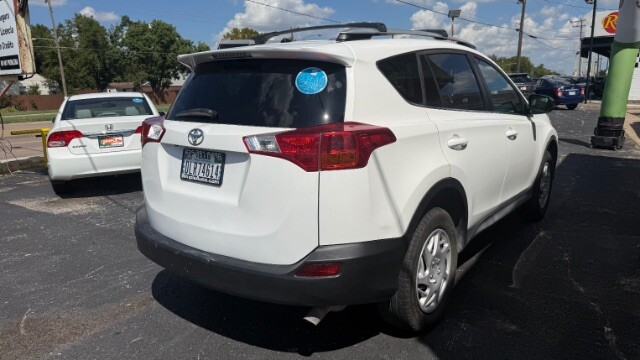 2015 Toyota RAV4 in Dallas, TX 75228 - 2453100 17