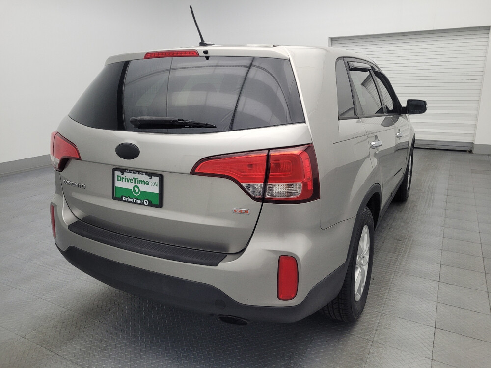2015 Kia Sorento in Hialeah, FL 33014 - 2453318 7