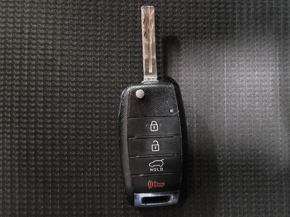 2015 Kia Sorento in Hialeah, FL 33014 - 2453318 32