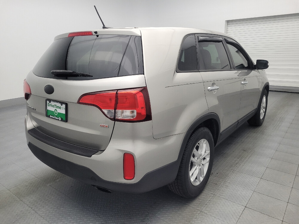 2015 Kia Sorento in Hialeah, FL 33014 - 2453318 9