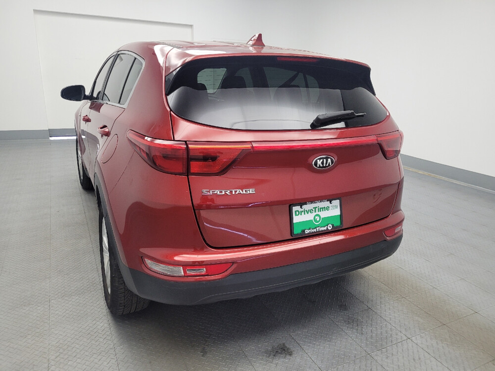 2019 Kia Sportage in St. Louis, MO 63136 - 2454897 6