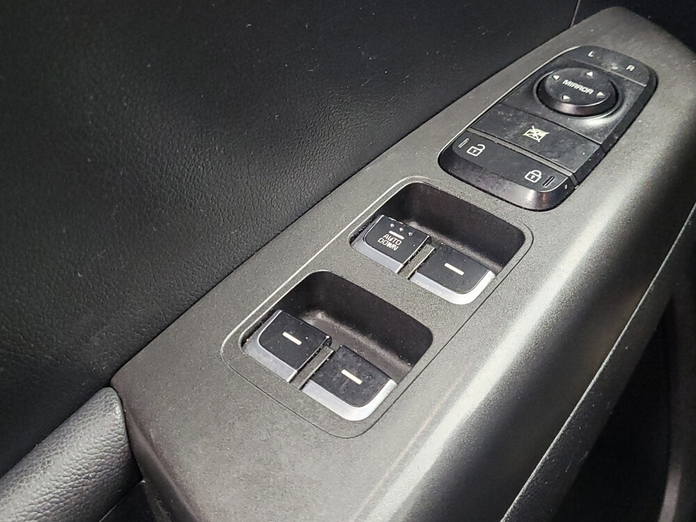 2019 Kia Sportage in St. Louis, MO 63136 - 2454897 27