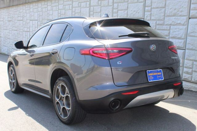 2018 Alfa Romeo Stelvio in Decatur, GA 30032 - 2455191 25