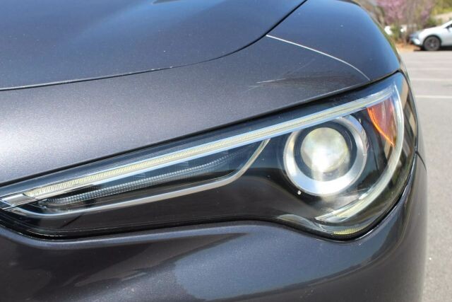 2018 Alfa Romeo Stelvio in Decatur, GA 30032 - 2455191 24