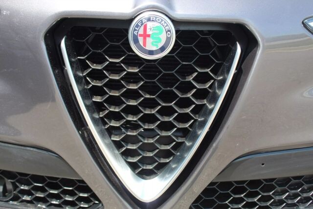 2018 Alfa Romeo Stelvio in Decatur, GA 30032 - 2455191 23