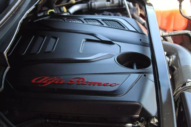 2018 Alfa Romeo Stelvio in Decatur, GA 30032 - 2455191 67